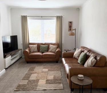 Dumfries Apartment | Modern 2 bed with secure driveway