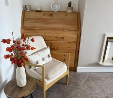 Dumfries Apartment | Modern 2 bed with secure driveway