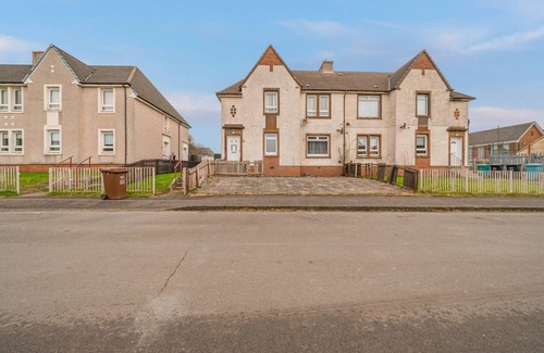 Glasgow Apartment | Modern 2 bedroom apartment with shower room