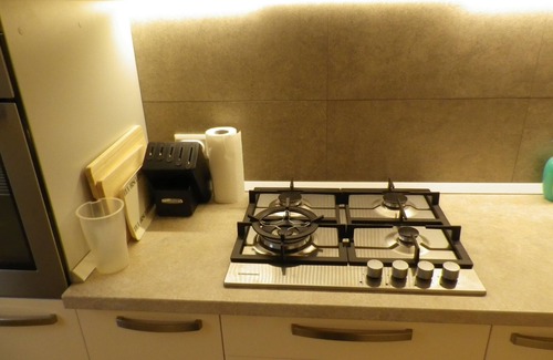 Oradea Apartment | Modern 2 bedroom apartment by Kaufland & Lotus 2 shopping area in Oradea