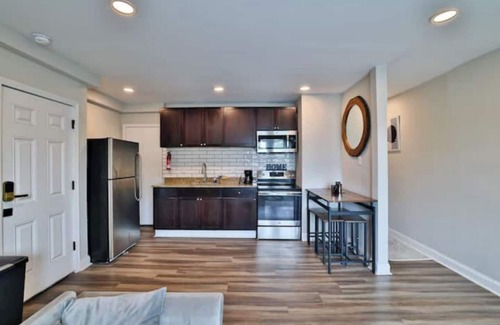 Anacostia Apartment | Modern 2bd 1b apt#4 Historic DC
