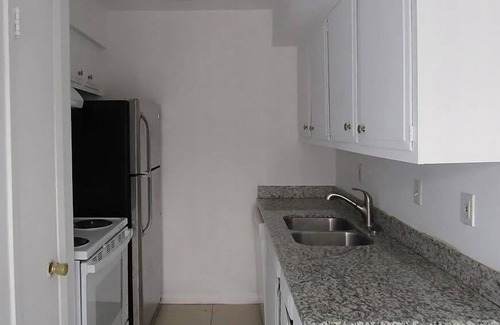 Woodlake - Briar Meadow Apartment | Modern 2BR/2BA Apartment in Prime Houston Location – Near Galleria!
