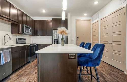 Frisco Square Apartment | Modern 2BR/2BA Apartment w/Pool + Smarthome