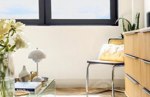Hackney Downs Apartment | Modern 2BR Duplex in Clapton, 1min Rectory Rd St