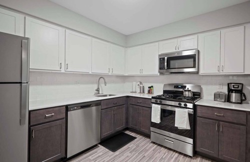 Rochester Apartment | Modern 2BR Retreat w/Pool & Gym | Near Downtown