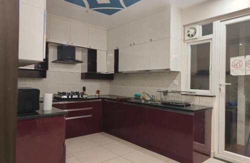 Agara Apartment | Modern 3BHK with fully equipped kitchen on 15Floor only for families