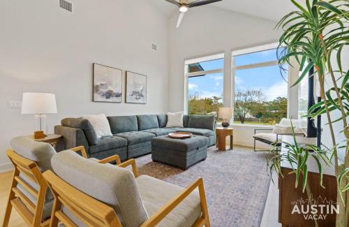 Lakeland Park Apartment | Modern 3BR 3BA in Steiner Ranch w Balcony Dining Yard w Grill by Austin Vacay