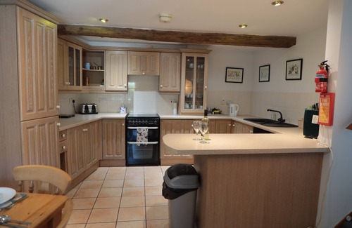 Chillington Cottage | Modern 4 bed Cottage In Rural Setting close to beach. 1.5 Acres of shared Garden