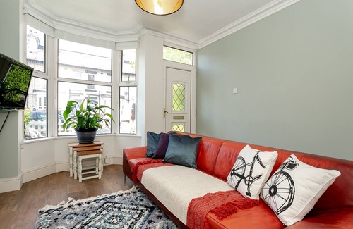 Harrogate House | Modern 4 bedroom 2 bathroom house in Harrogate centre