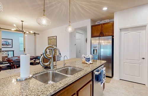 Goodyear House | Modern 55+ home with community pool, clubhouse, gym, pickleball