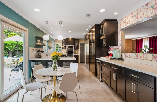 Thousand Oaks House | Modern 60's Ranch Home w/ Gourmet Kitchen & Large Private Backyard