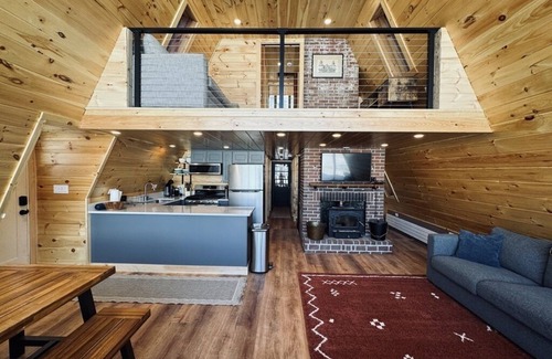 North Conway Cabin | Modern A-frame w Mountain Views - North Conway