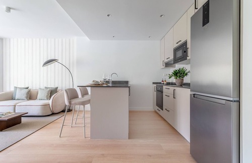 Nueva Espana Apartment | Modern and comfortable apartment in Arturo Soria