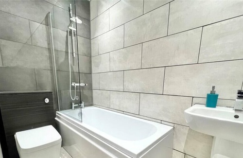 Offerton House | Modern and cosy terrace