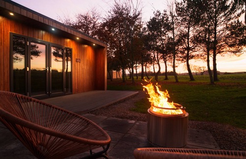 Wall Houses Cabin | Modern and Contemporary Tissø Cabin