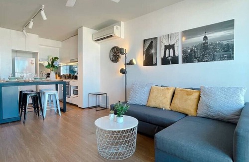Bowen Hills Apartment | Modern and Homely 2Bed apartment Free Parking WiF