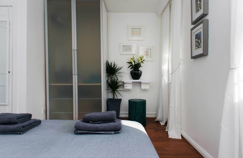Docklands House | MODERN AND LUXURY FAMILY HOUSE IN HEART OF ROYAL DOCKS,EXCEL,GOOD TRANSPORT