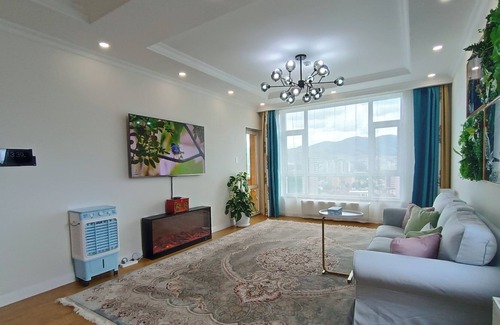 Ulaanbaatar Apartment | Modern and stylish apartment near Naadam 🏟️ stadium