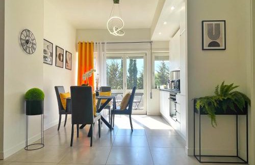 Aurelio Apartment | Modern apartment 10 min Vatican parking&pool