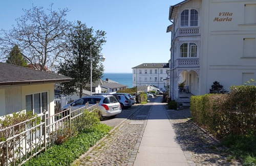 Sassnitz Apartment | Modern apartment by the sea in the old town of Sassnitz (FW2)