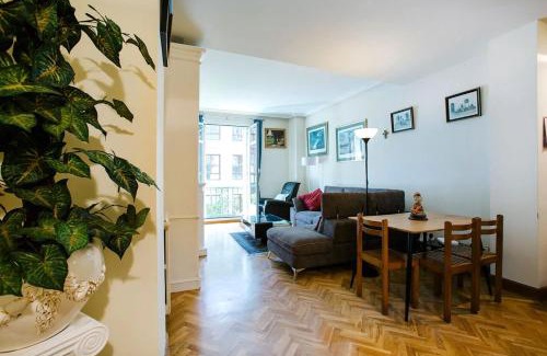 San Sebastian Centro Apartment | Modern apartment in Donostia, 75 m² with jacuzzi.
