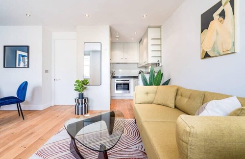 Covent Garden Apartment | Modern Apartment in the heart of Covent Garden