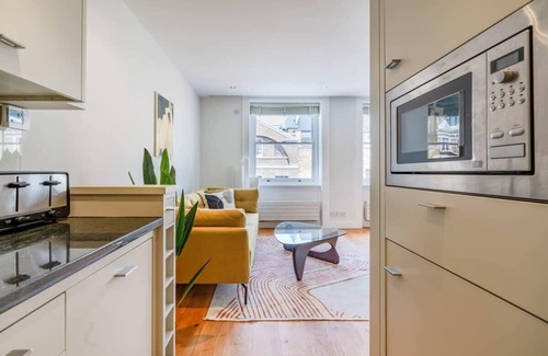 Covent Garden Apartment | Modern Apartment in the heart of Covent Garden