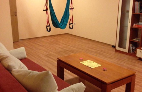 Sofia Apartment | Modern Apartment Near Metro Station For 4-6 People