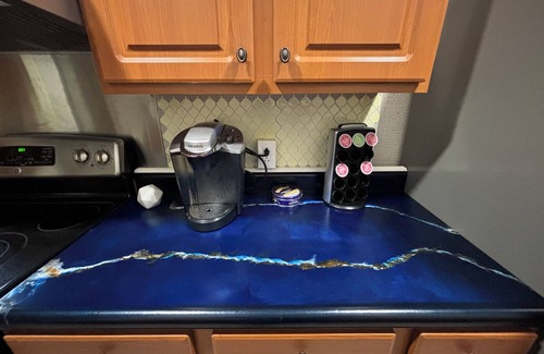 Perry North Apartment | Modern apartment w/fitness room, AC, WiFi. close to stadiums and downtown
