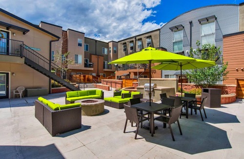 Rural North Boulder Apartment | Modern Apartment with Amenities 105