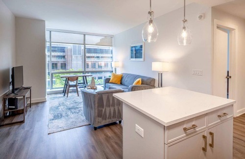 Downtown Apartment | Modern Apt Close to Downtown