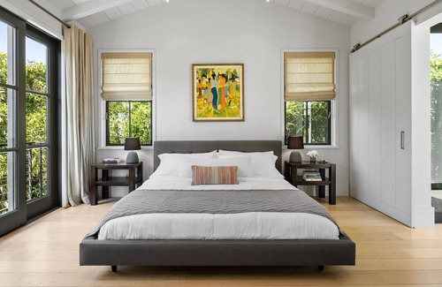 Allied Arts House | Modern Architectural Oasis in Menlo Park