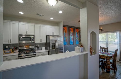 Mesa Del Sol Innovation Park House | Modern Art Filled Dog friendly home w/Grill