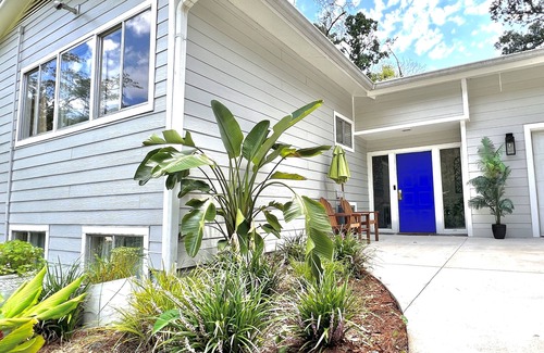 Tallahassee House | Modern Artsy 4bd/2ba Central w/1PM CHECK IN! 5beds/Sleeps 10