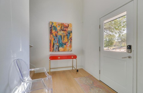 Barton Hills House | Modern Austin Home with Yard about 1 Mi from ACL!
