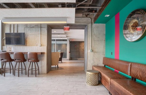 Prudential - St. Botolph Apartment | Modern Back Bay Studio w/ Gym, nr Copley T, by Blueground