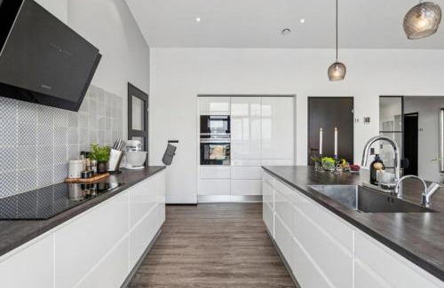 Juelsminde House | Modern Beach House With Sea Views At Bjørnsknude