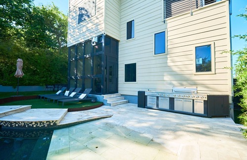Galindo House | Modern Boutique Resort Style Home w/Private Pool and Spa For A Relaxing Retreat