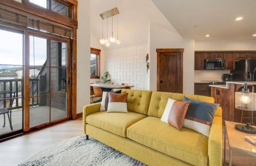 Breckenridge House | Modern Breckenridge Penthouse Ski In Ski Out
