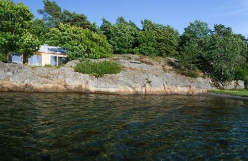 Faervik House | Modern Cabin At Hovekilen With Private Beach