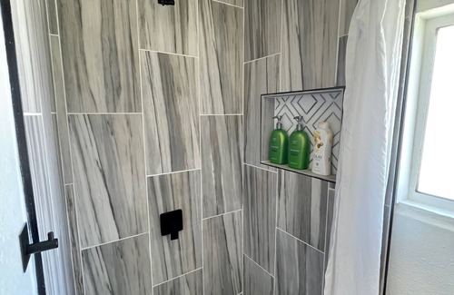 Mission Hills South Apartment | Modern Casita in Kern Place - Walk to parks, restaurants, UTEP