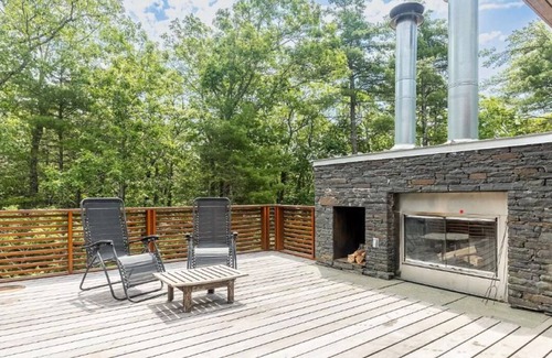 Palenville House | Modern Catskill Hideaway w/sauna, 2 fireplaces. Mins to Hunter, HITS, and Hiking