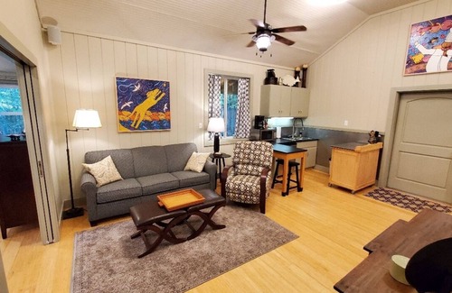 Springville Cottage | Modern Chef's Cottage + Fishing & Trails