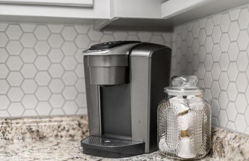 Great Falls Apartment | Modern Comfort Apartment in Great Falls