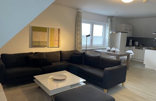 Hornum Apartment | Modern comfort apartment with lots of light and space in a quiet location!