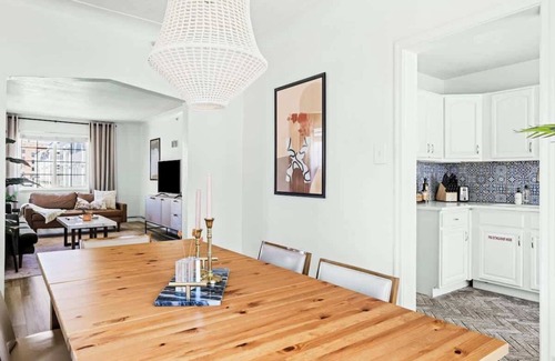 West Colfax Apartment | Modern Comfort | King Beds | Walk to Sloan’s Lake