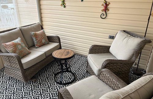 Santo Domingo House | Modern Comfort & Prime Location in The Villages – Golf Cart Included!