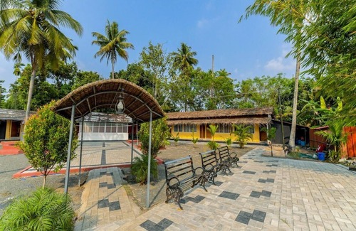 Alappuzha House | Modern&comfortable furnishing Lake Resort Alleppey