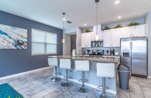 Indian Wells House | Modern Compass Bay Corner Unit w/Game Room | Pet Friendly | Sleeps 10