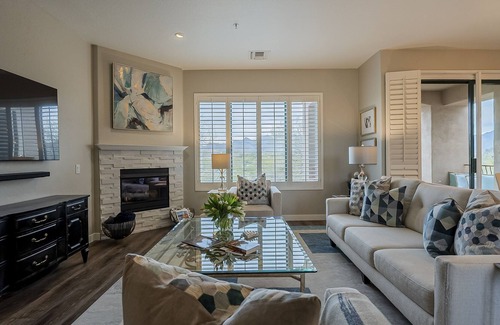 Talon Retreat Condo | Modern Condo in Private Grayhawk Golf Course Community- Stunning Mountain Views!